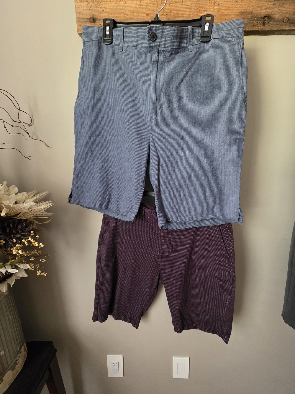 Set Of 2 Perry Ellis Blue Corded Flat-Front & Burgundy Casual Business Shorts